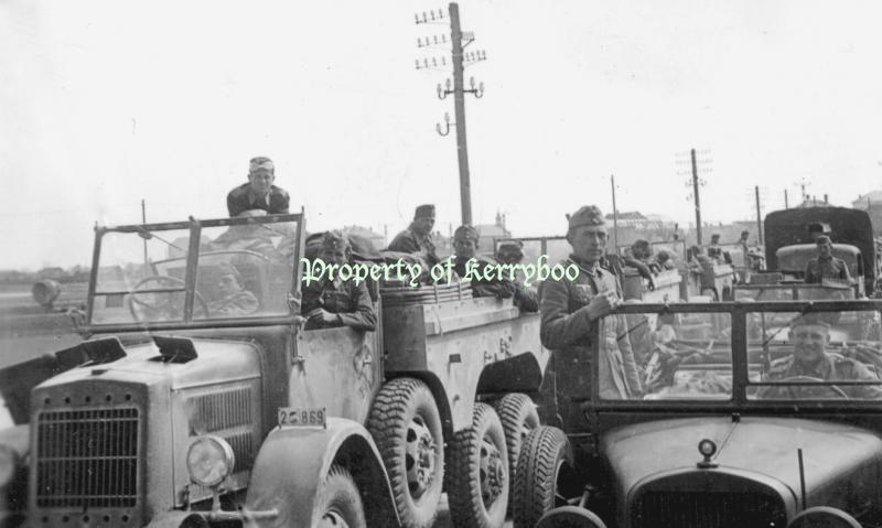 38M Botond - 2-869 = axishistory forum - kerryboo