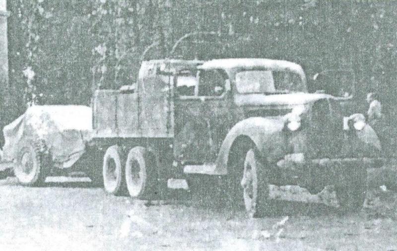 Ansaldo szállító 3 tengelyes Ford 04