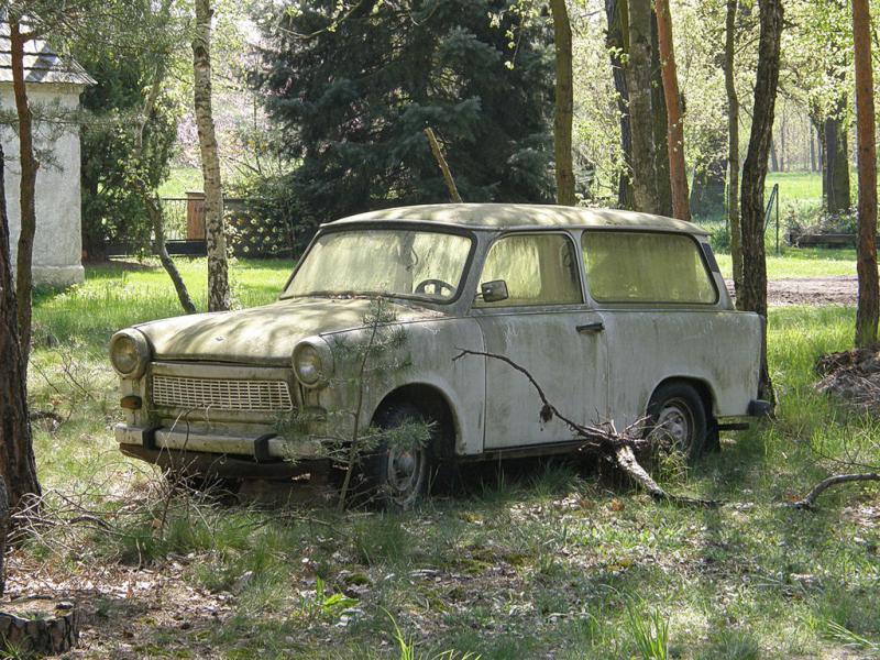 1024px-Trabant_unrestauriert_01