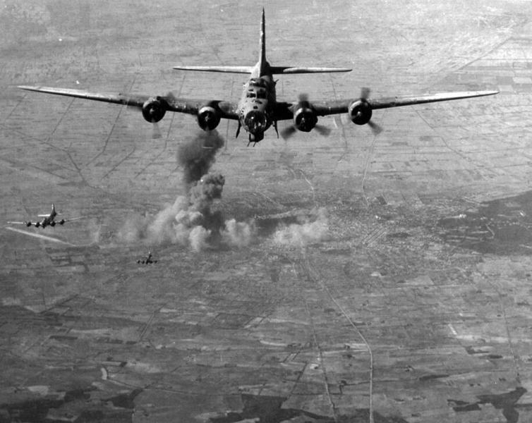 Debrecen, amerikai bombázása 1944-ben. 2