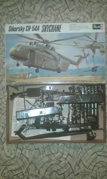 revell ch-54a 1:72  3000ft