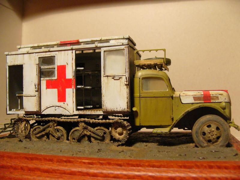 maultier ambulance 004