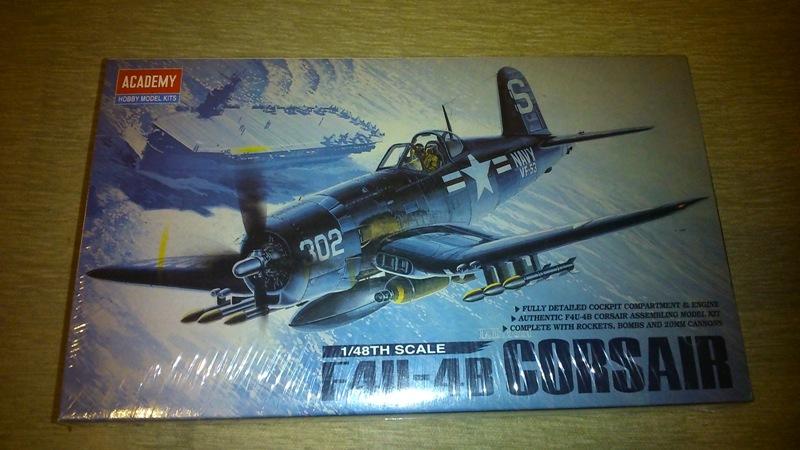 Academy F4U-4B Corsair 1:48 3.000 Ft