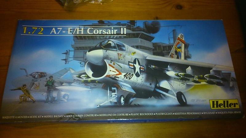 heller 1:72 a7-e/h corsair II 2000