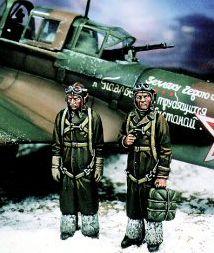 1-48WW2.OroszPilótákÁlló(2db)2500-ft