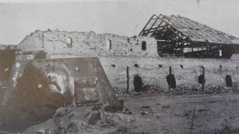 Székesfehérvár 1945. Téglagyár romjai