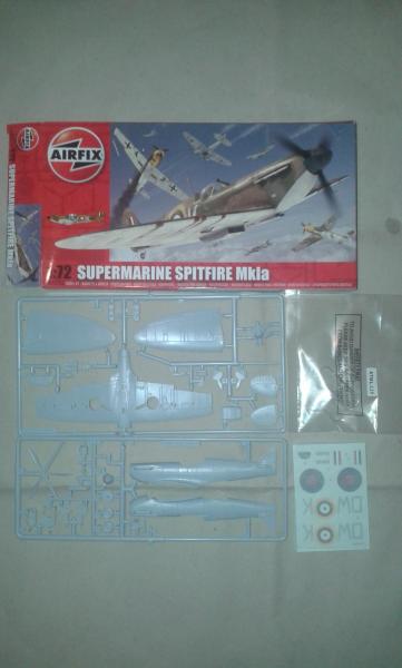 AIRFIX spitfire 1:72 1800ft