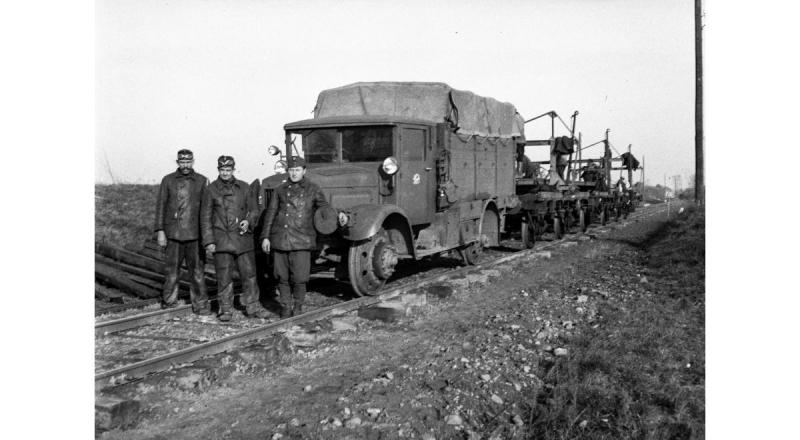 0001 1939 Mávag VL-2 08