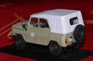 HÖR Uaz-469

Egy kollégámnak ajándékba.