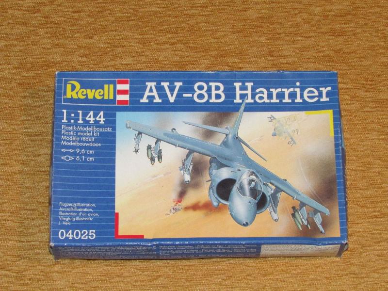Revell 1_144 AV-8B Harrier makett

Revell 1/144 AV-8B Harrier