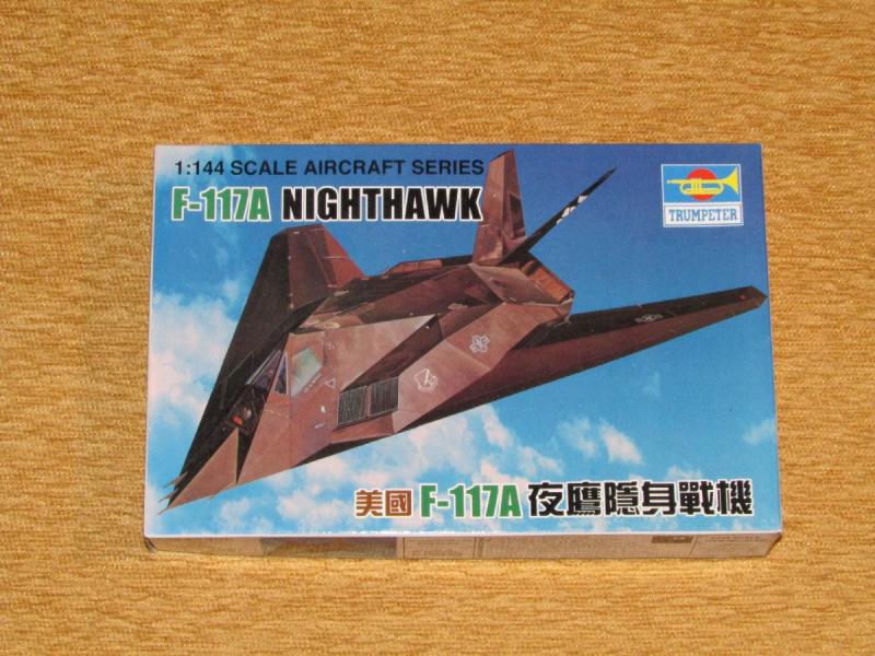 Trumpeter 1_144 F-117A Nighthawk makett