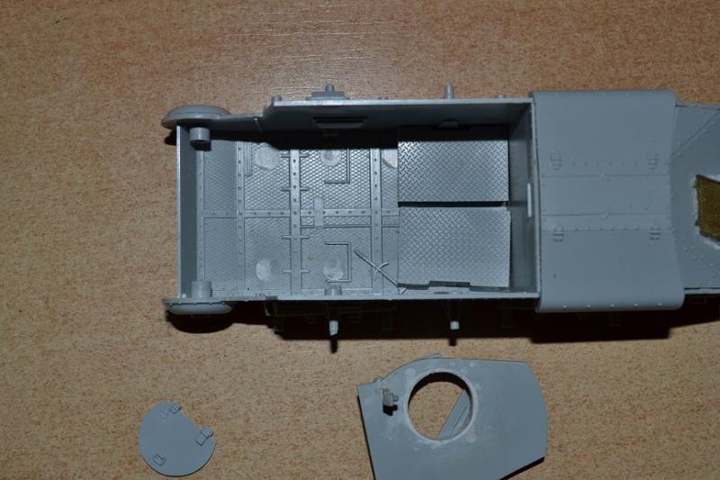 Pz. 38(t)

És a minimalista belső tér, amin szintén lehet majd dolgozni.