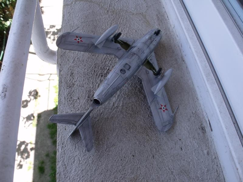 DSCF3354

Mig-17PF 1/48-2