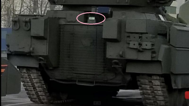 T-15 hátsó

van itt kamera?