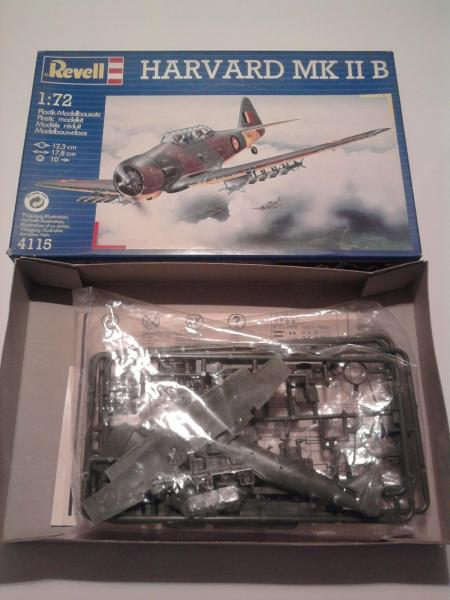 revell harvard mk II b 1:72    2000ft