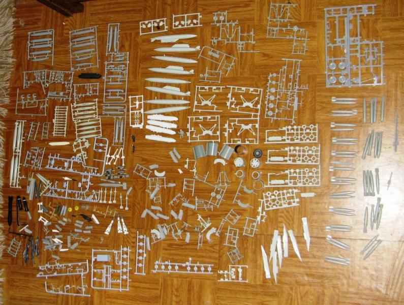 Foleg_1_72_es_1_48_alkatreszek_maradekok

90%-ban 1/72 és 1/48