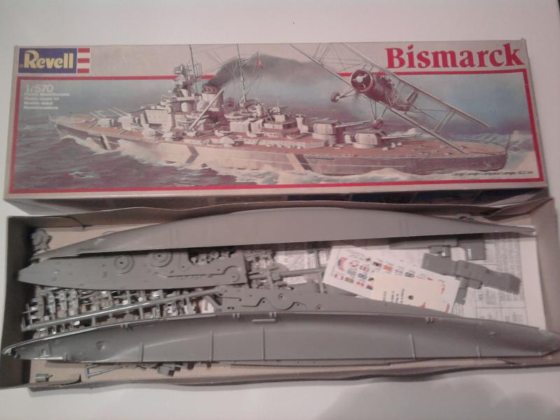 revell bismarck  1:570  2800ft