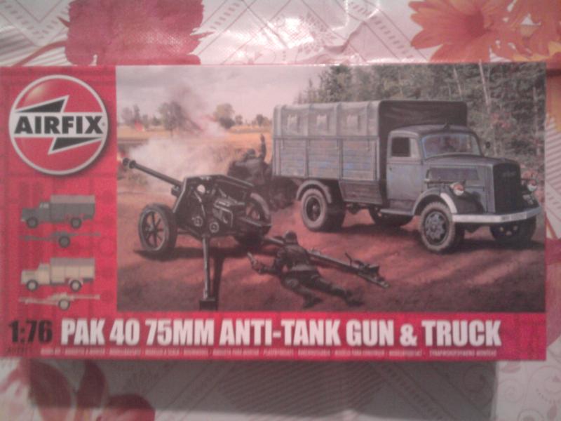 AIRFIX 40gun& tractor 2500ft