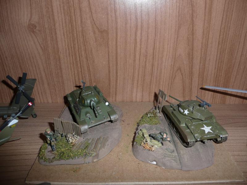 M24,T34 1/76-os makettek 1000Ft/db