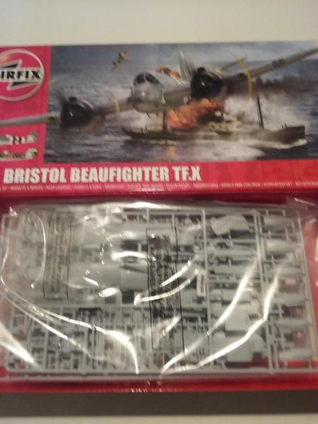 airfix BEAUFIGHTER 4900FT