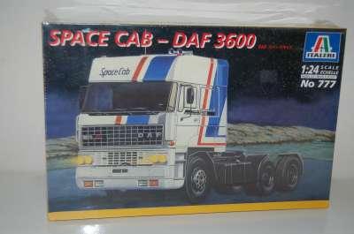 X_ITALERI_DAF_3600_Space_Cab_1-400