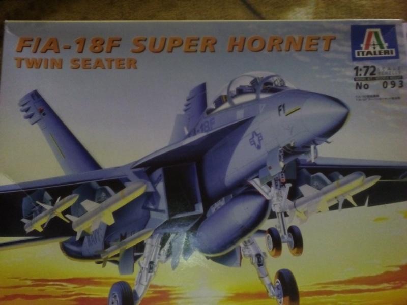 Italeri F/A-18F Hornet 1/72

Italeri F/A-18F Hornet 1/72 + Jolly Rogers VF-103 Matrica 4000Ft