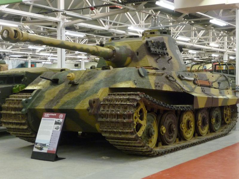 Sd_Kfz_182_Panzerkampfwagen_VI