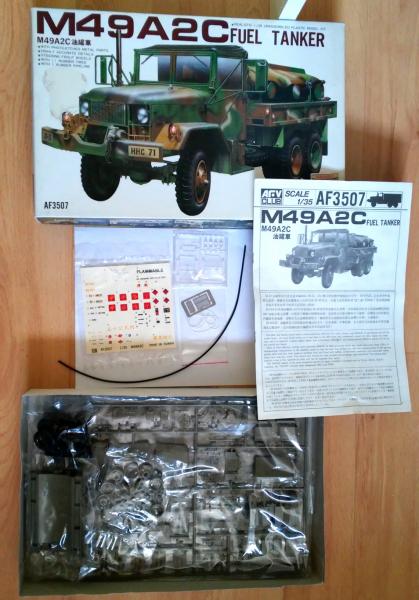 1:35 AFV Club M49A2C Fuel Tanker - 7000 Ft