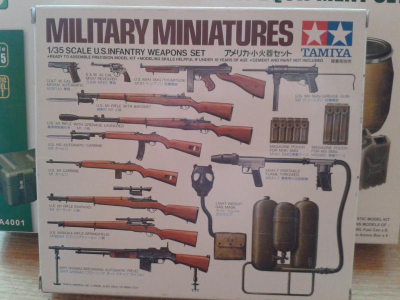 Military miniatures

1.100Ft