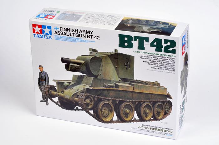 tamiya 35318 BT-42 voyager maratással. aber csővel, bronco lánccal 20000,- + posta