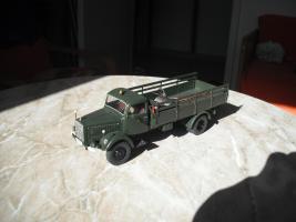 Mercedes 048