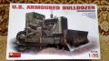 Miniarm 1/35 Armoured Buldozer  11,500,-Ft