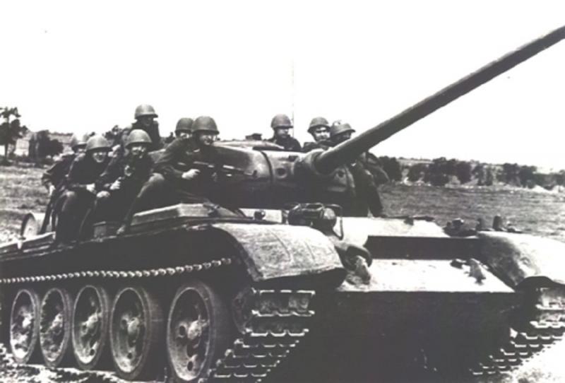 T-44-ridden1