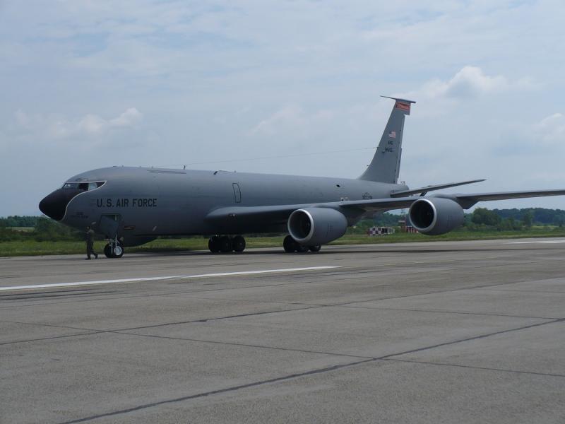 KC-135