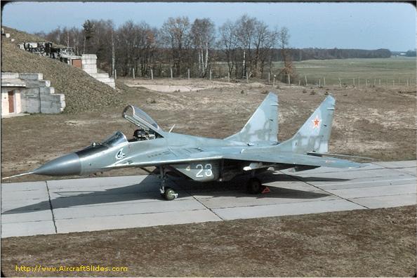 23 MiG-29 1993
