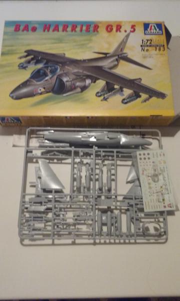 ITALERI harrier 2700ft