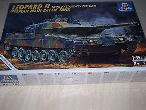 Italeri 280 - Leopard 2 - pár elem levált, leválasztva a keretről - 2500ft