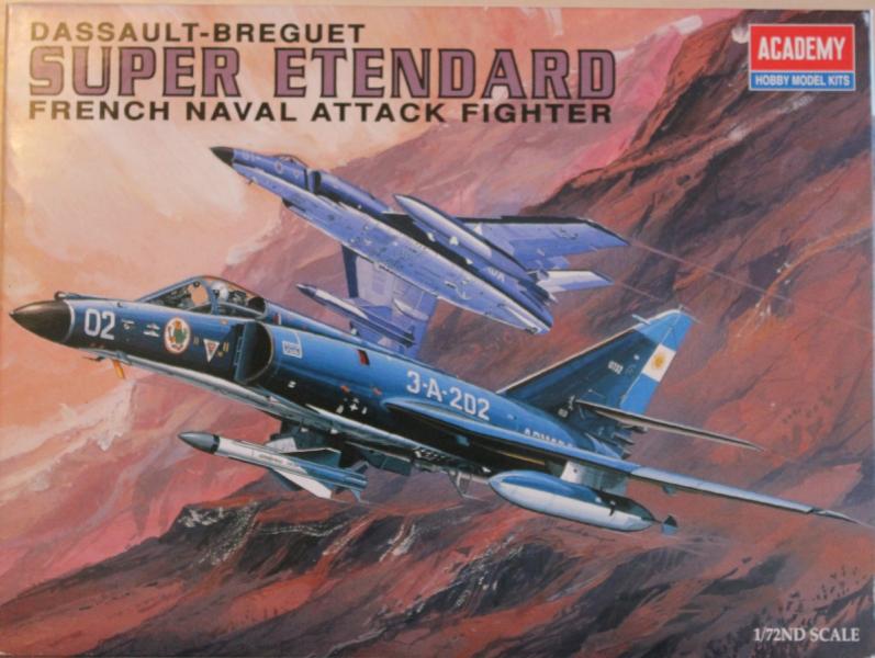 Academy_Etendard_2000_ft