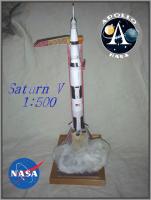Saturn V (1:500 papírmakett)