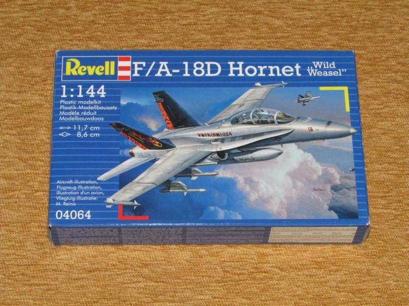 Revell 1_144 F_A-18D Hornet 