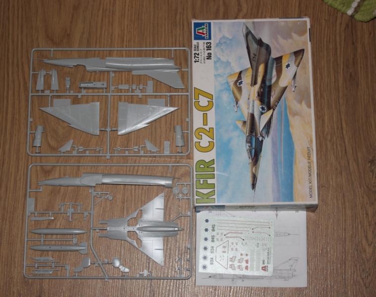 Italeri Kfir 1800Ft