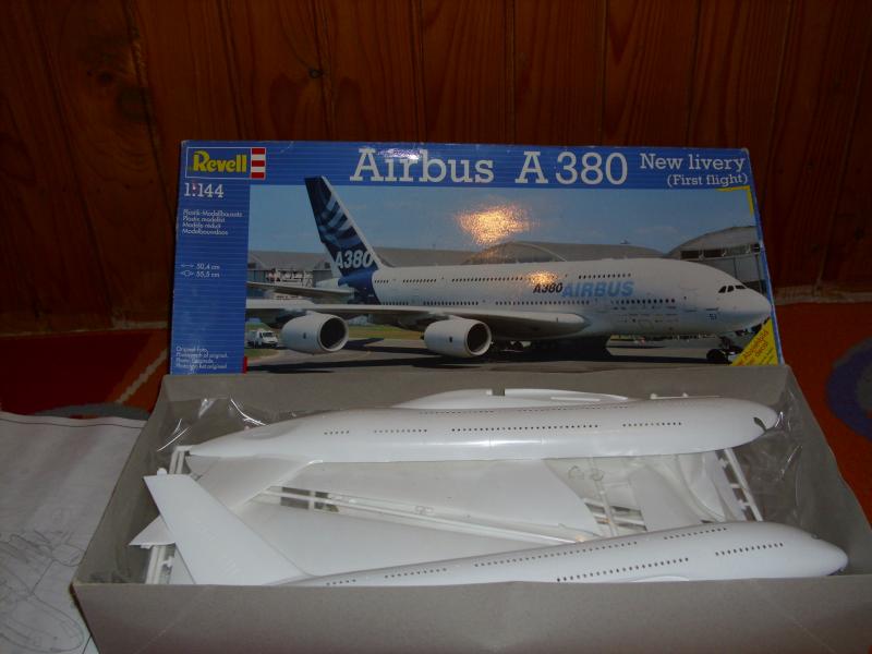 A-380 1:144 

originált 6000ft