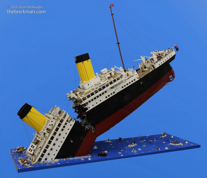 Il-recrée-le-naufrage-du-Titanic-avec-120-000-Lego-1
