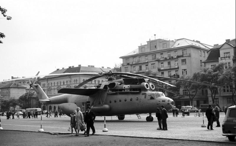Mi-6 helikopter Budapest XIV. Dózsa György u. 19