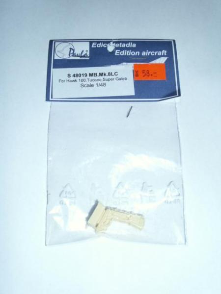 400,- Ft

1/48