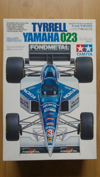 Versenyautó maktett eladó Tyrrell