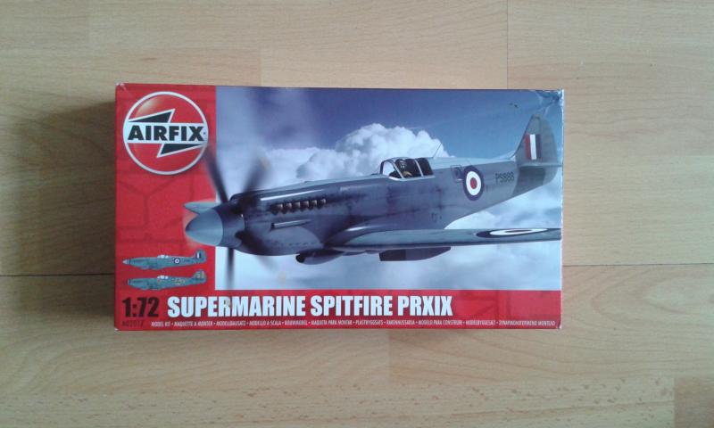 Spitfire

1:72 Új, bontatlan 2.000,-