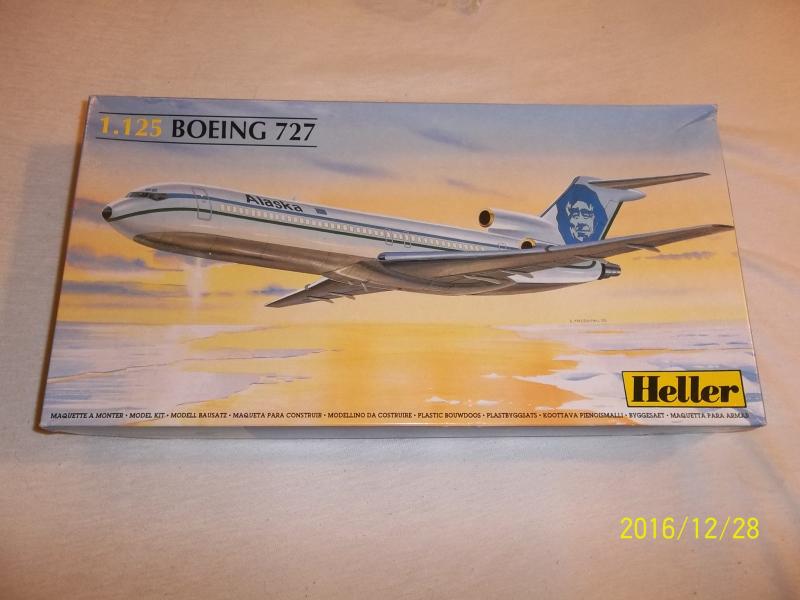 5000 ft

Heller. Boeing 727. 1:125. Új.