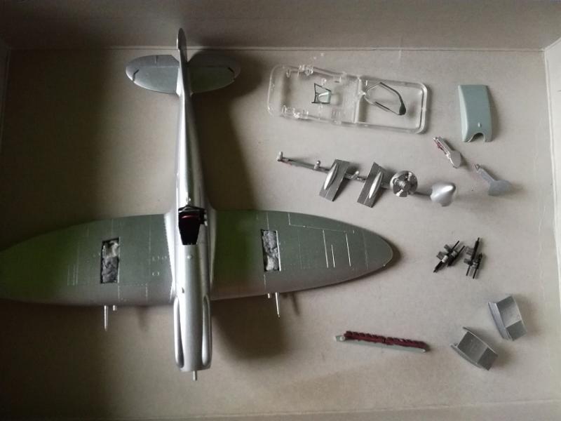 Academy Spitfire XIV 2000Ft