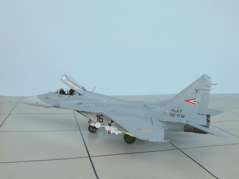 MiG-29 16 04